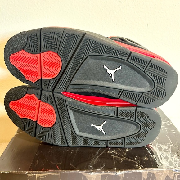 Jordan 4 Retro Red Thunder size 9 CT8527-016 2022 VNDS - Picture 7 of 9